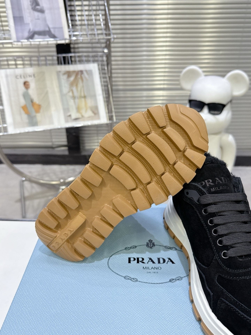 Pra*a sneakers